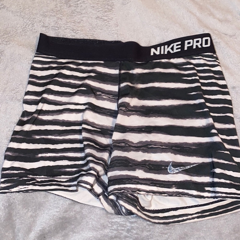 nike pros